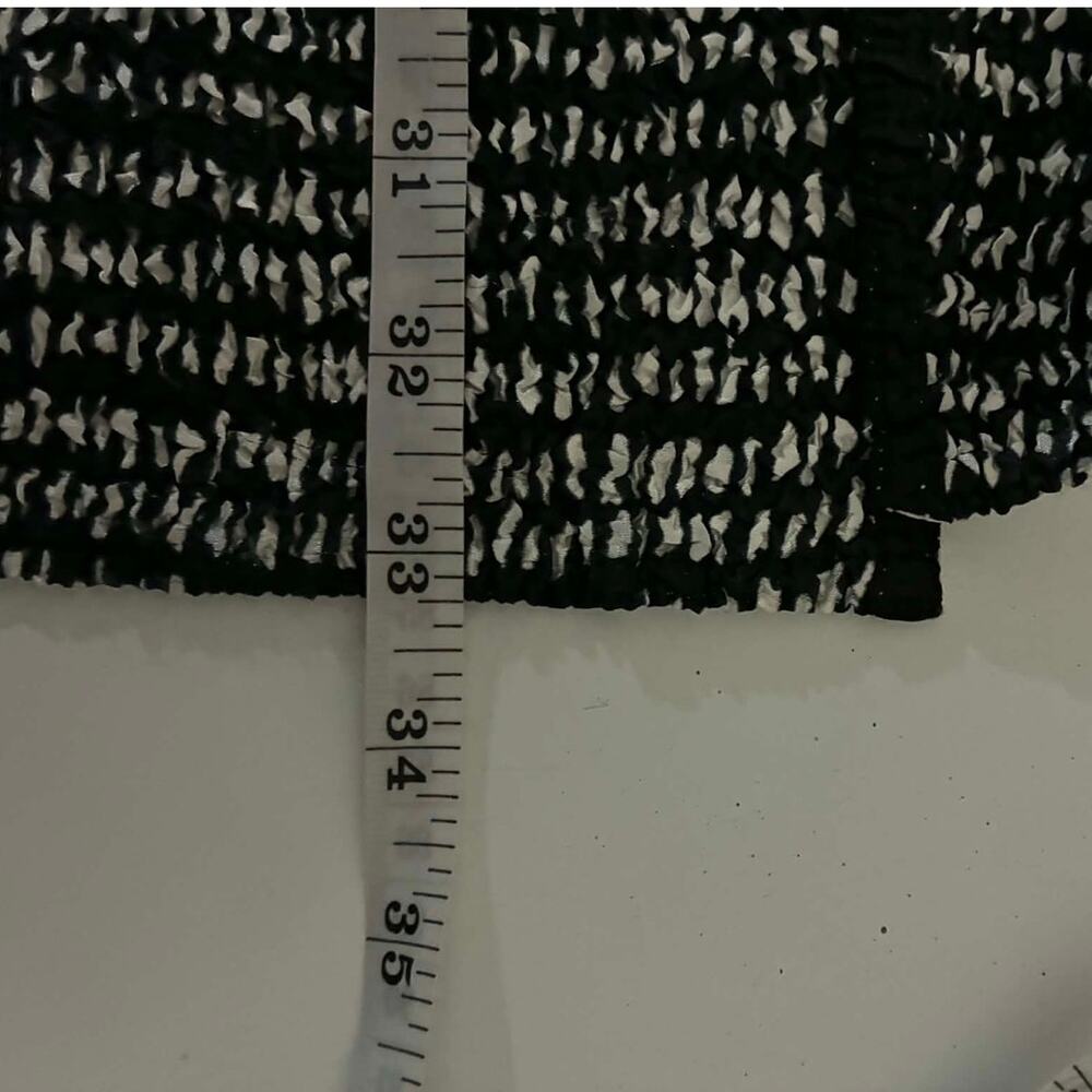 Chico's B&W Popcorn Style Tank and Jacket - Size 2 (12/4) - Picture 7 of 10